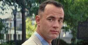 Tom Hanks in una scena di Forrest Gump