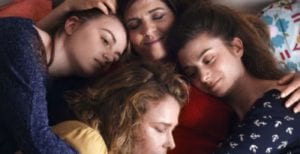 Stasera in TV martedì 4 agosto 50 primavere