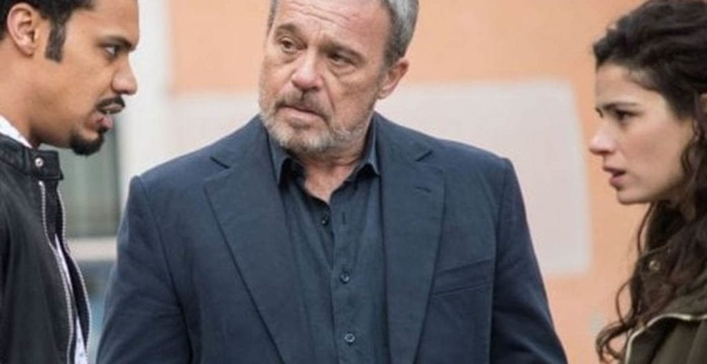 Nero a metà 2