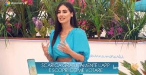 Giulia De Lellis in una scena di Love Island Italia