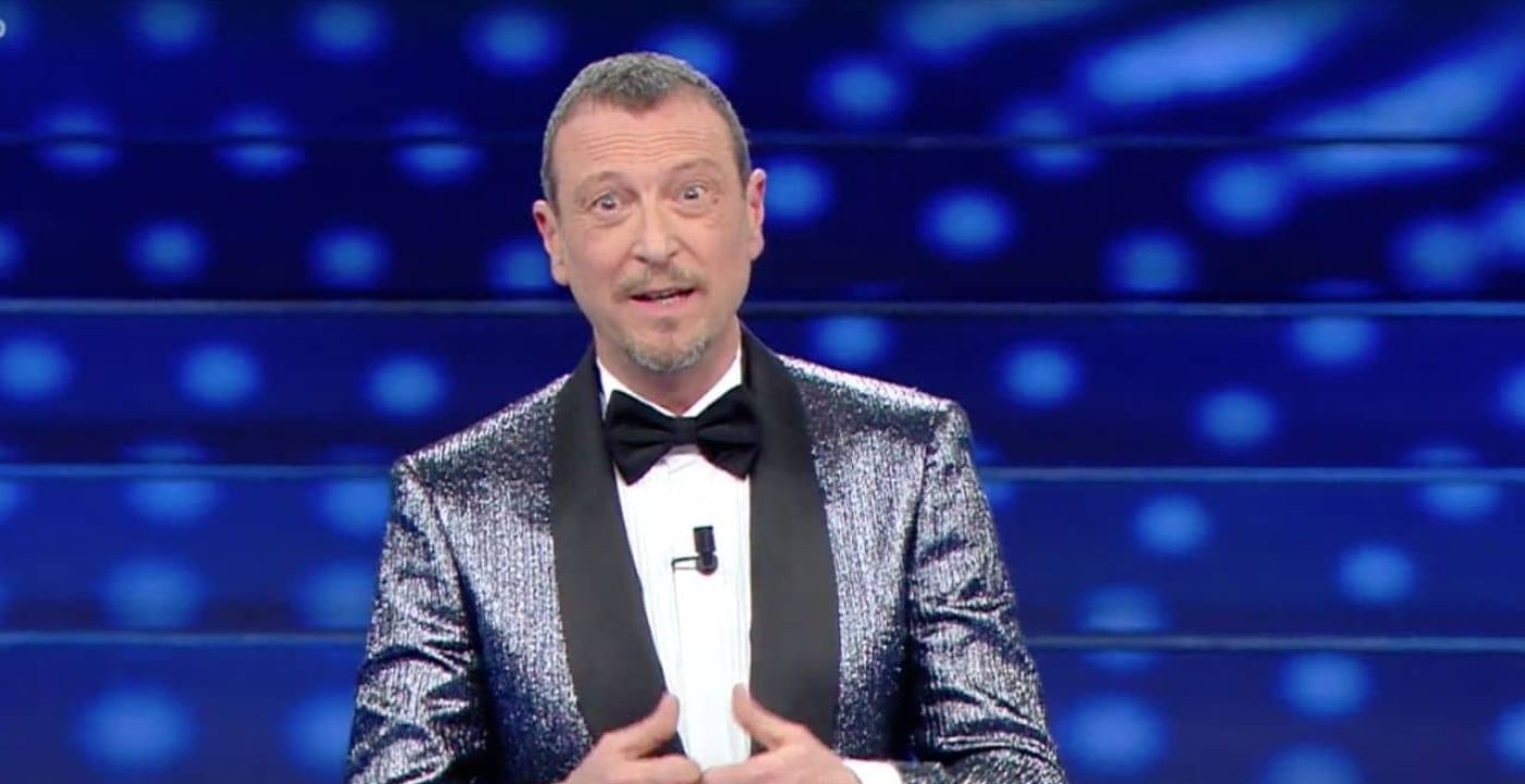 amadeus sanremo 2022 conduttore