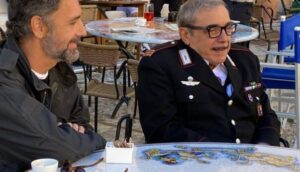 Nino Frassica e Raoul Bova sul set della tredicesima stagione di Don Matteo 