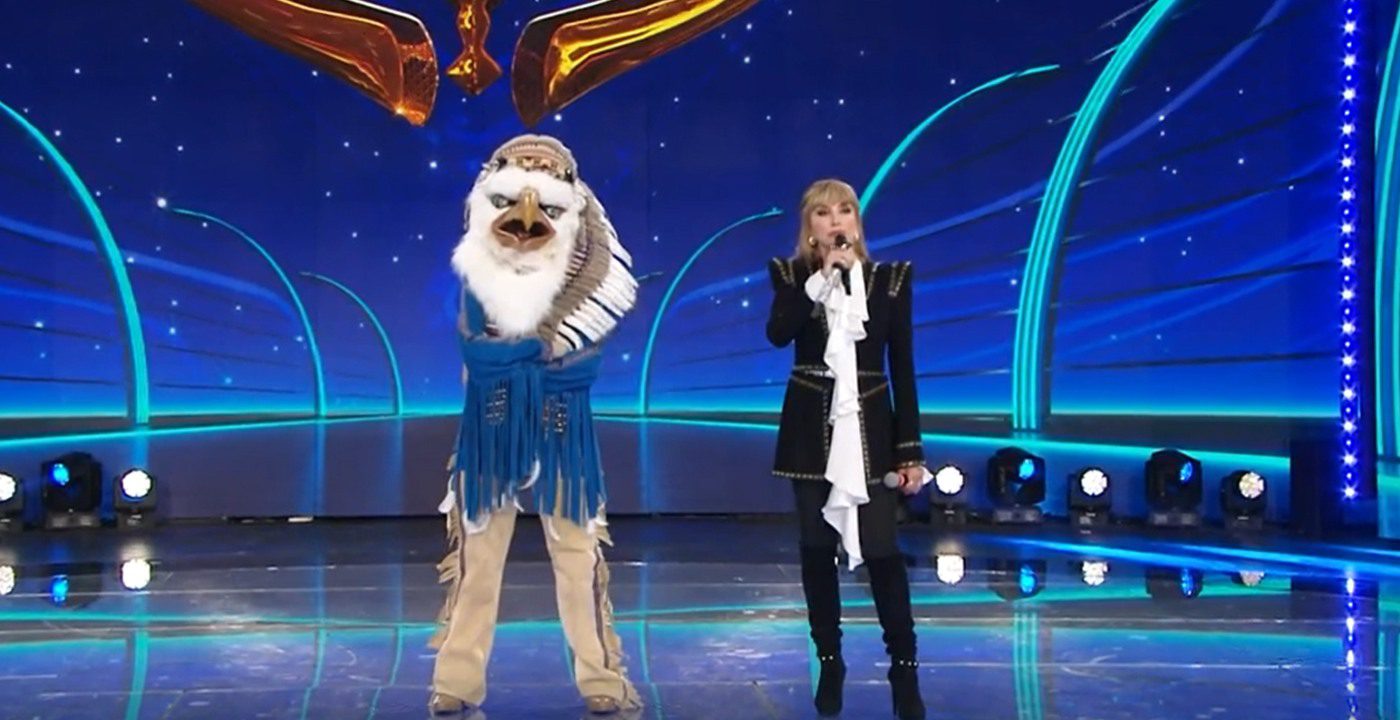 milly carlucci identità aquila il cantante mascherato alba parietti