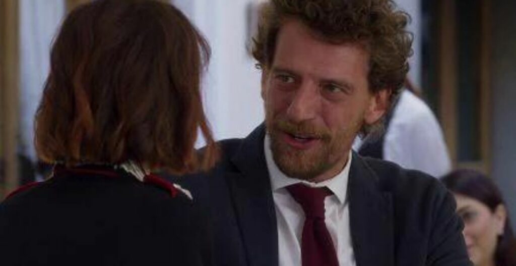 Maurizio Lastrico in una scena di Don Matteo