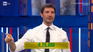 Ascolti record per Affari Tuoi: De Martino supera i 7 milioni