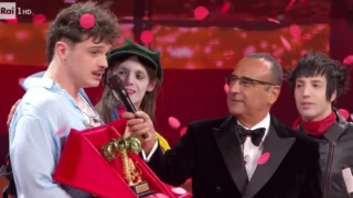 Quanti ascolti ha fatto la serata finale di Sanremo 2025 sabato 15 febbraio